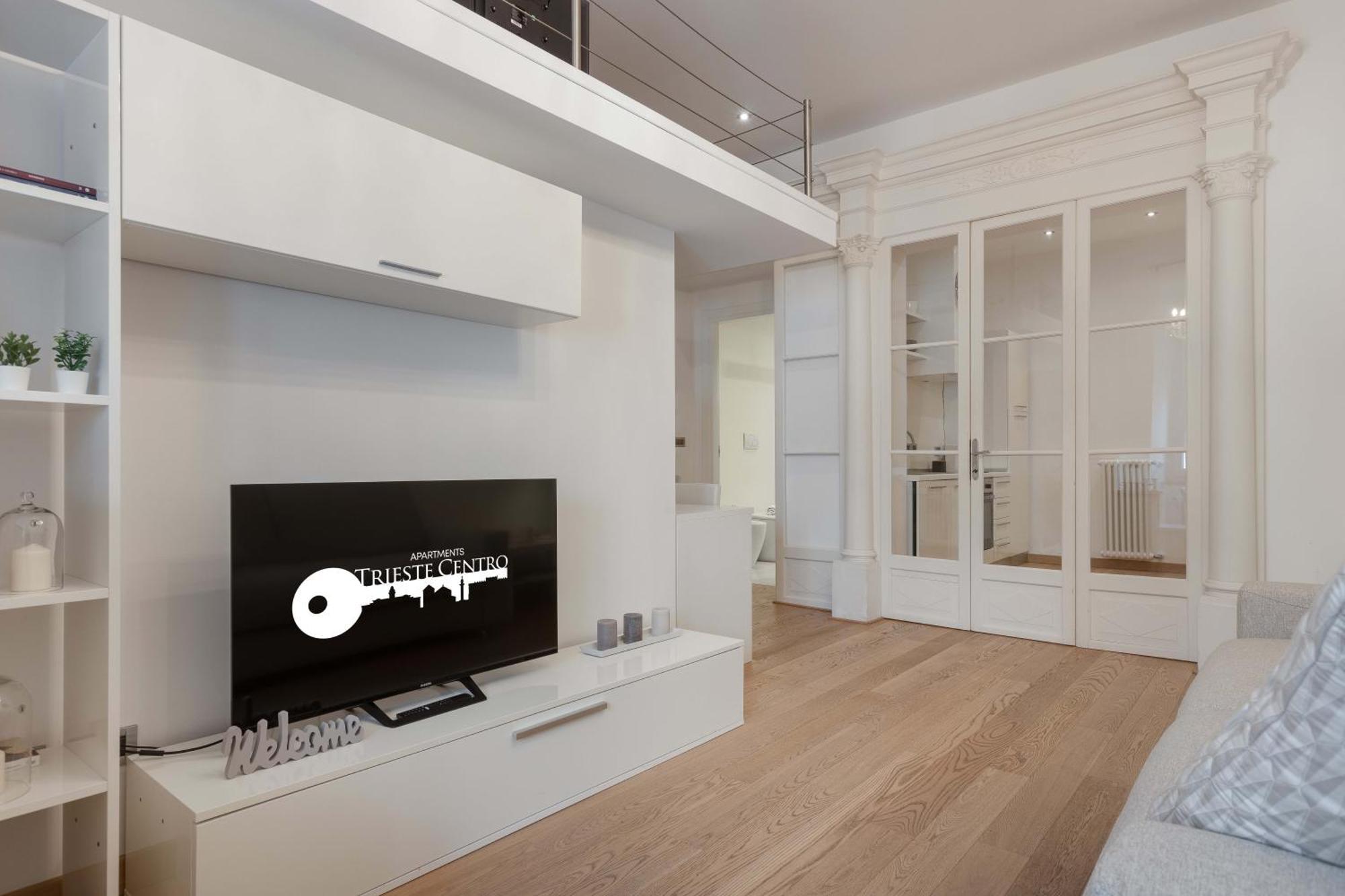 Apartments Trieste Centro I Imbriani 12 ภายนอก รูปภาพ